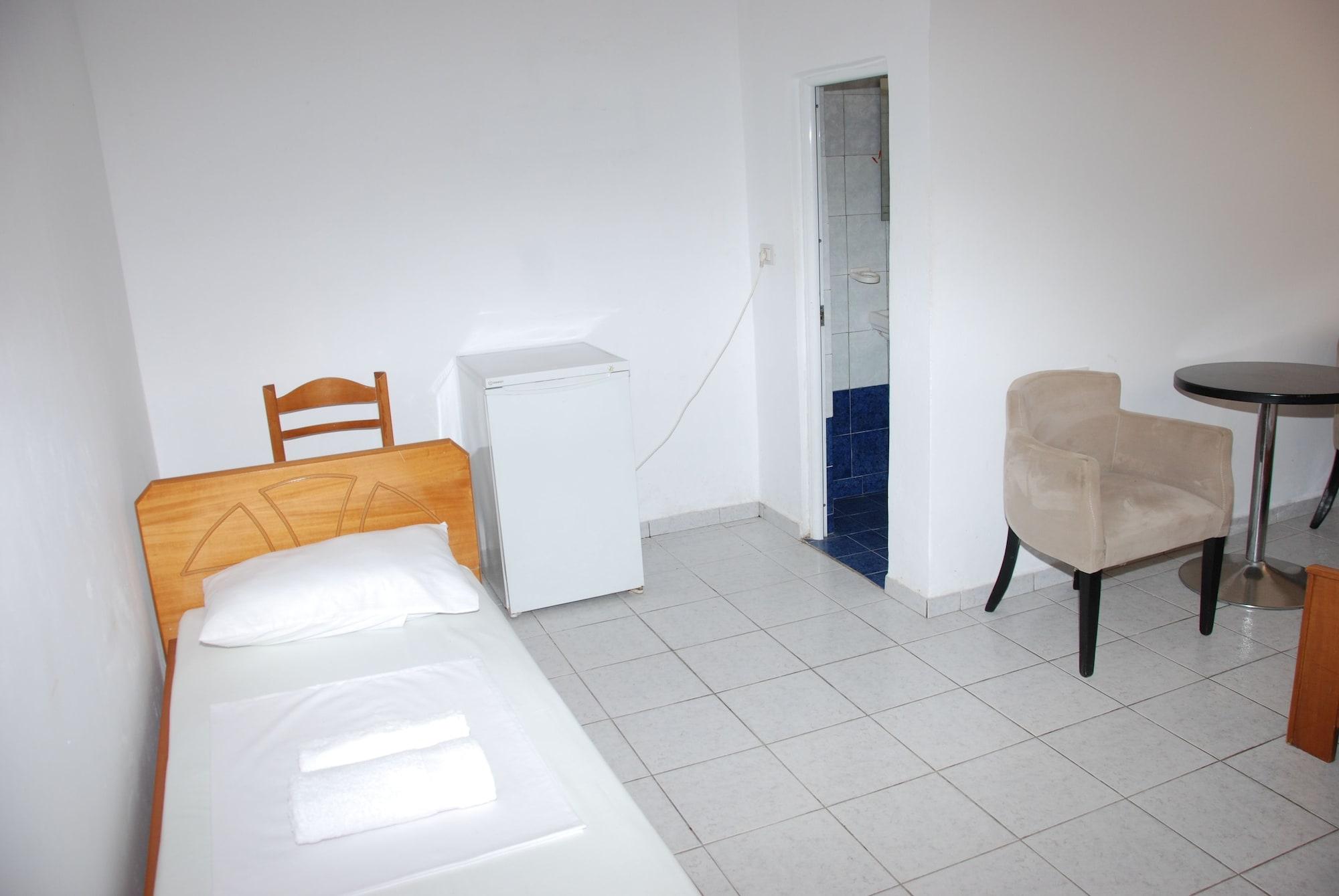 Casa Mia Hotel 3*
